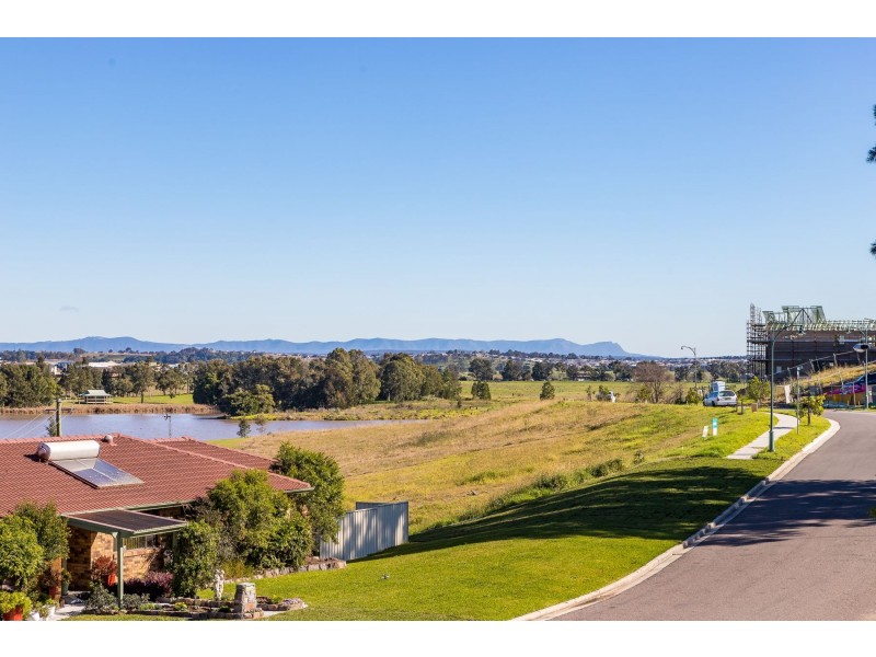 17 Vista Parade, East Maitland NSW 2323