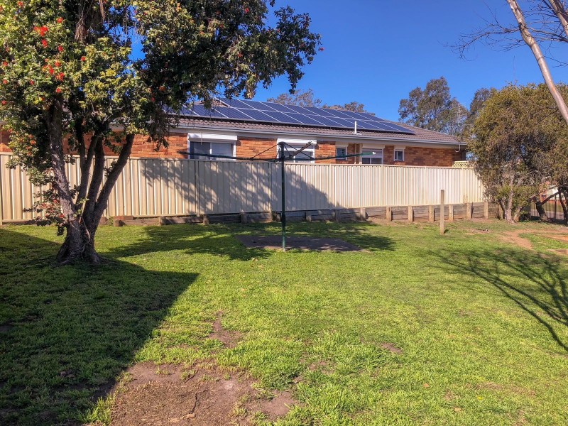 3 Lauren Close, Rutherford NSW 2320