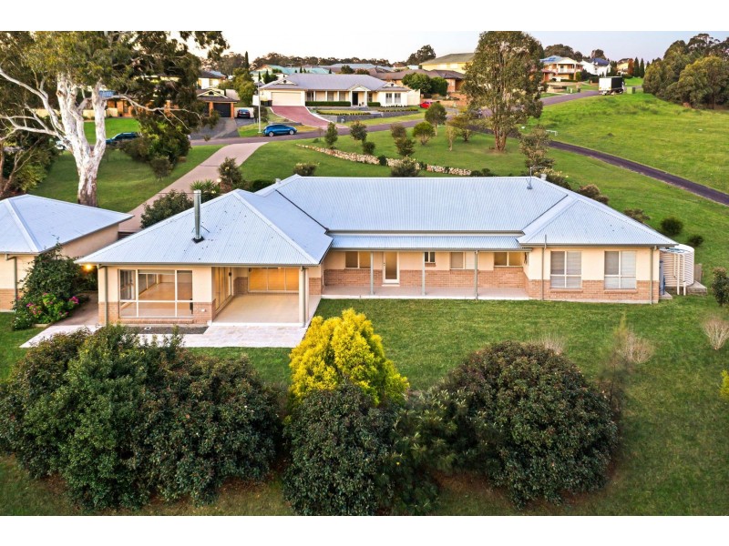 38 Amber Grove, Bolwarra Heights NSW 2320
