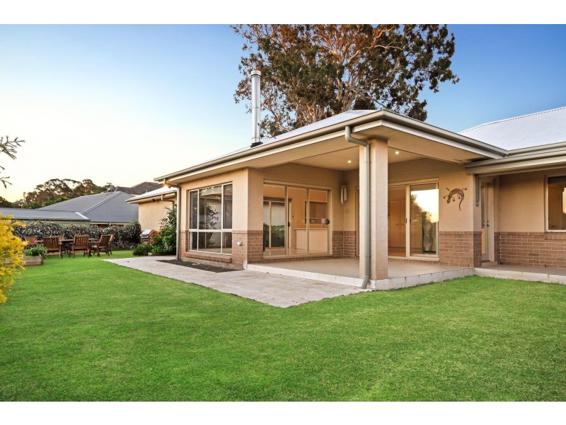 38 Amber Grove, Bolwarra Heights NSW 2320