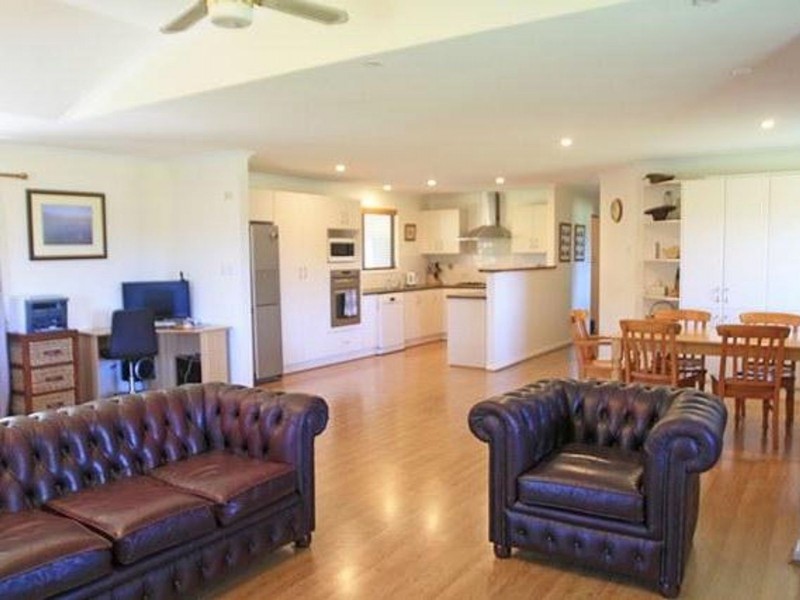 1513 Maitland Vale Road, Lambs Valley NSW 2335