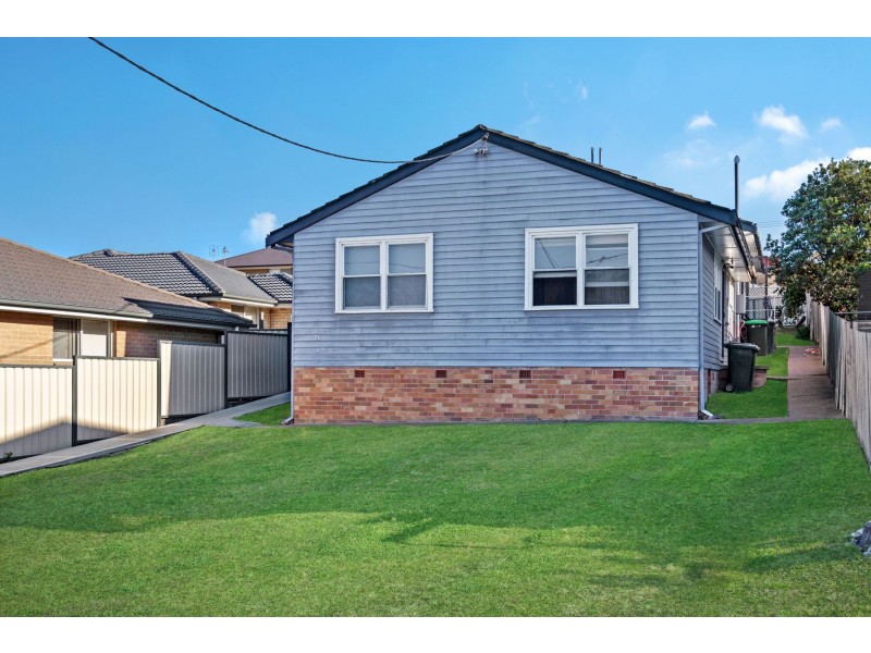 26 Queen Street, Rutherford NSW 2320