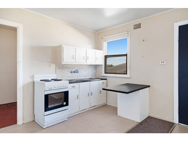 26 Queen Street, Rutherford NSW 2320