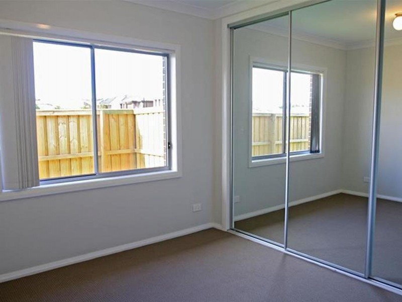 1/34 Grasshawk Drive, Chisholm NSW 2322