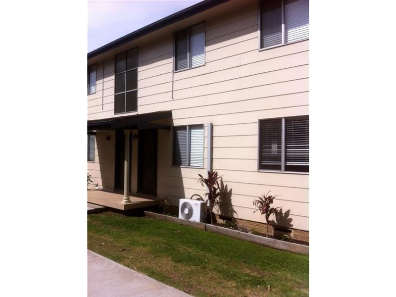 2/233 New England Highway, Rutherford NSW 2320