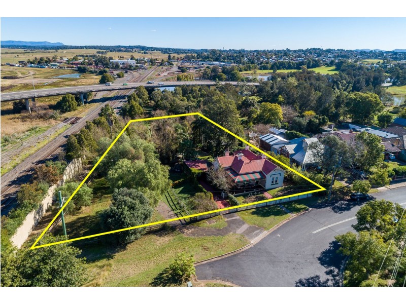 76 Regent Street, Maitland NSW 2320