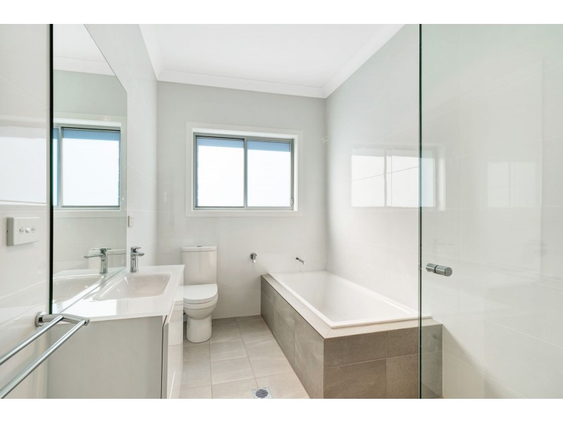 3/40-42 Diamond Circuit, Rutherford NSW 2320