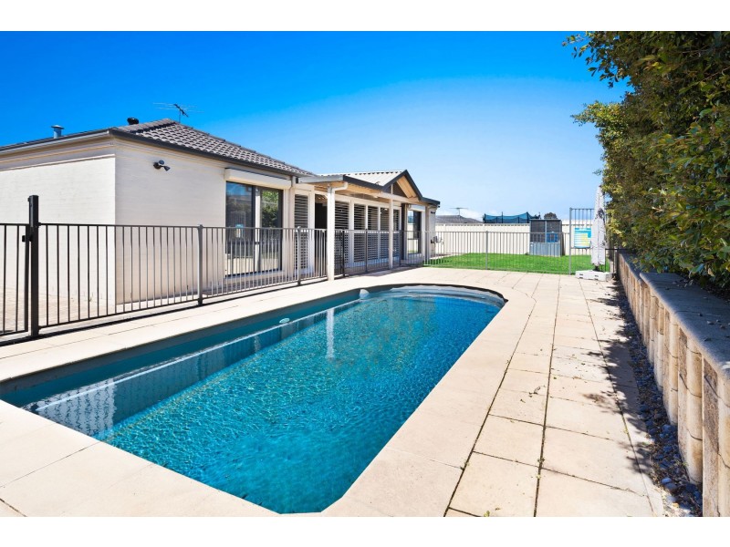 18 Pyalla Avenue, Aberglasslyn NSW 2320