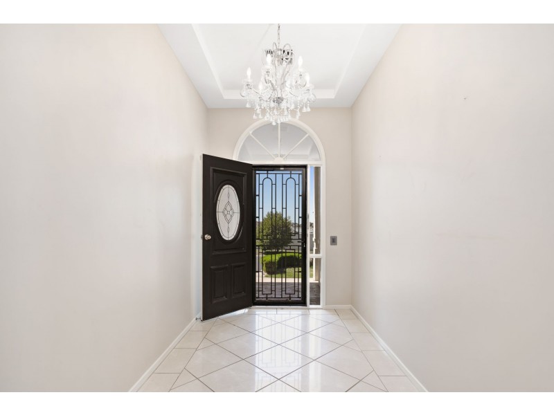 18 Pyalla Avenue, Aberglasslyn NSW 2320