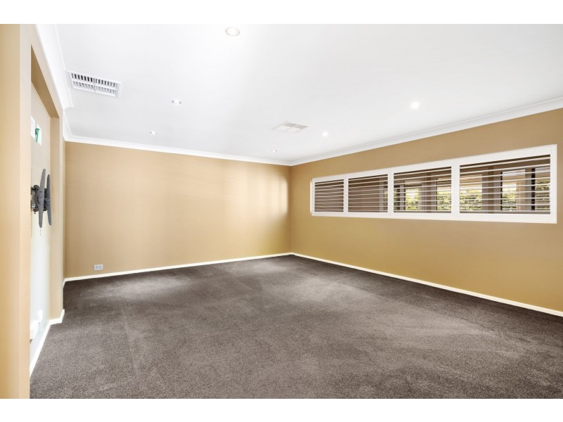 18 Pyalla Avenue, Aberglasslyn NSW 2320