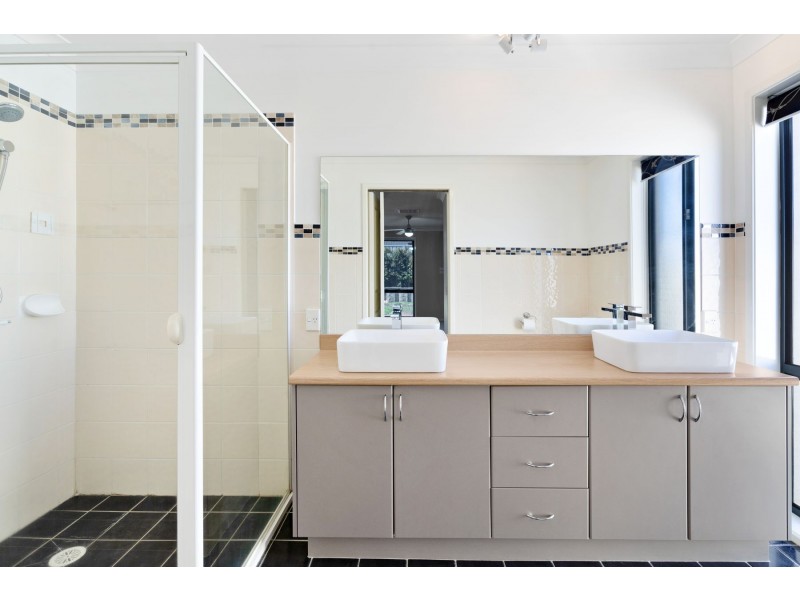 18 Pyalla Avenue, Aberglasslyn NSW 2320