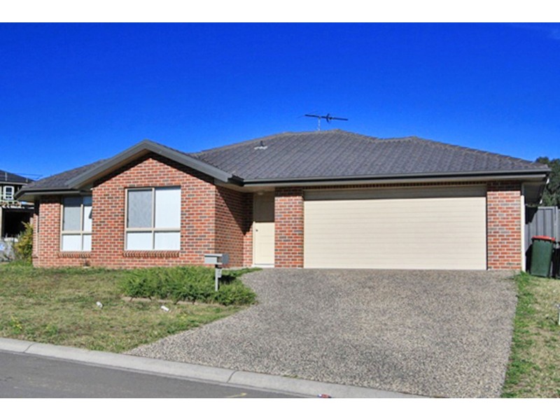 18 Riley James Drive, Raworth NSW 2321