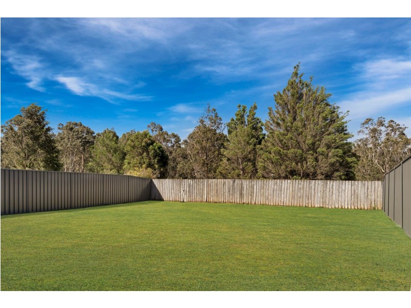 4/40-42 diamond, Rutherford NSW 2320