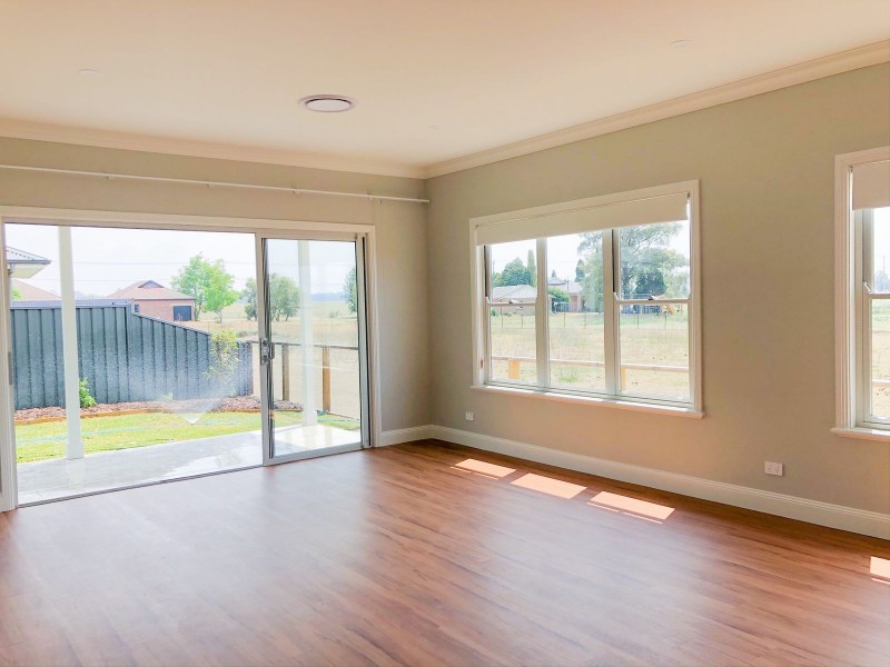 12 Sharkeys Lane, Lorn NSW 2320