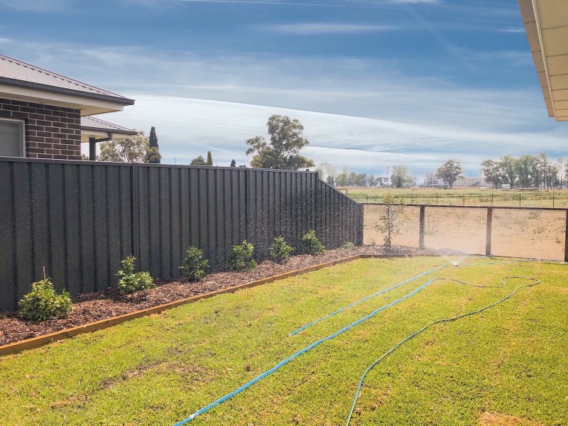 12 Sharkeys Lane, Lorn NSW 2320