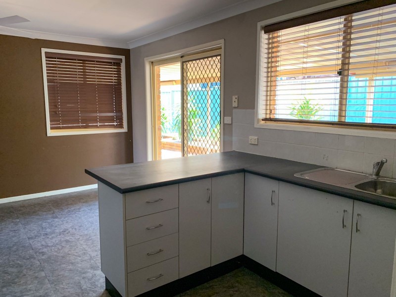 8 Quinton Close, Rutherford NSW 2320