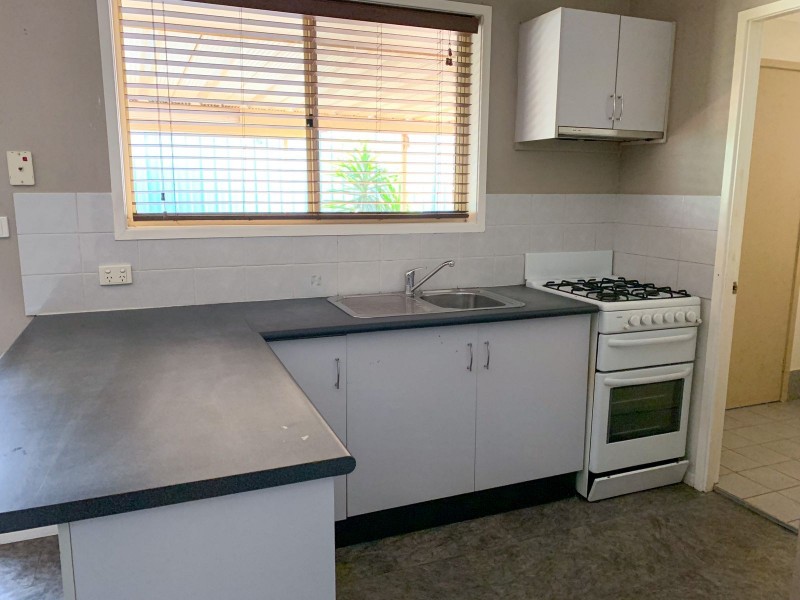 8 Quinton Close, Rutherford NSW 2320