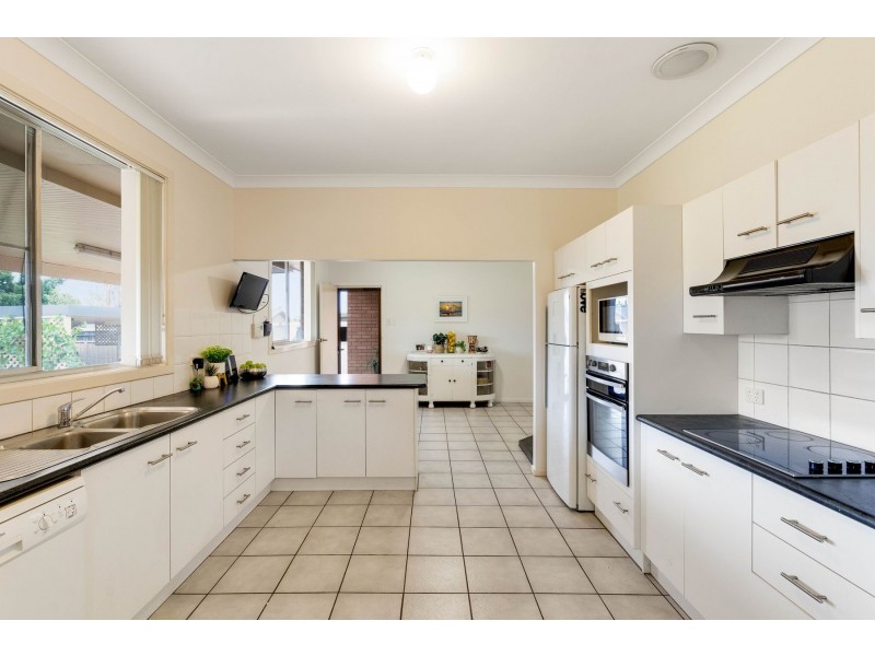 41 Main Road, Heddon Greta NSW 2321