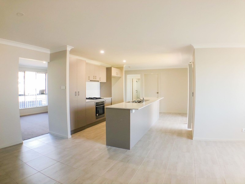 33 Ardennes Circuit, Gillieston Heights NSW 2321