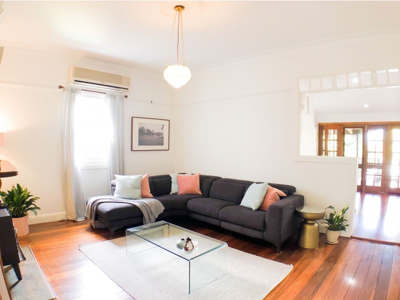 69 Regent Street, Maitland NSW 2320