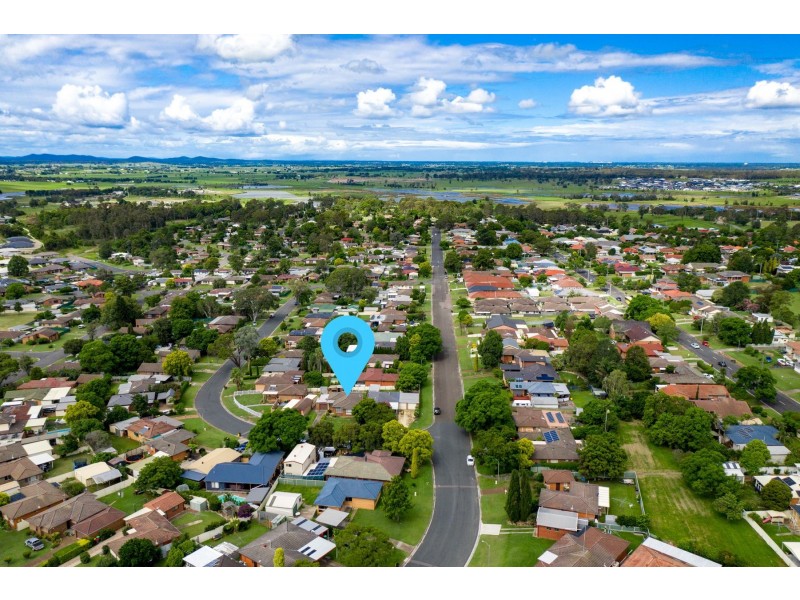 26 Way Street, Tenambit NSW 2323