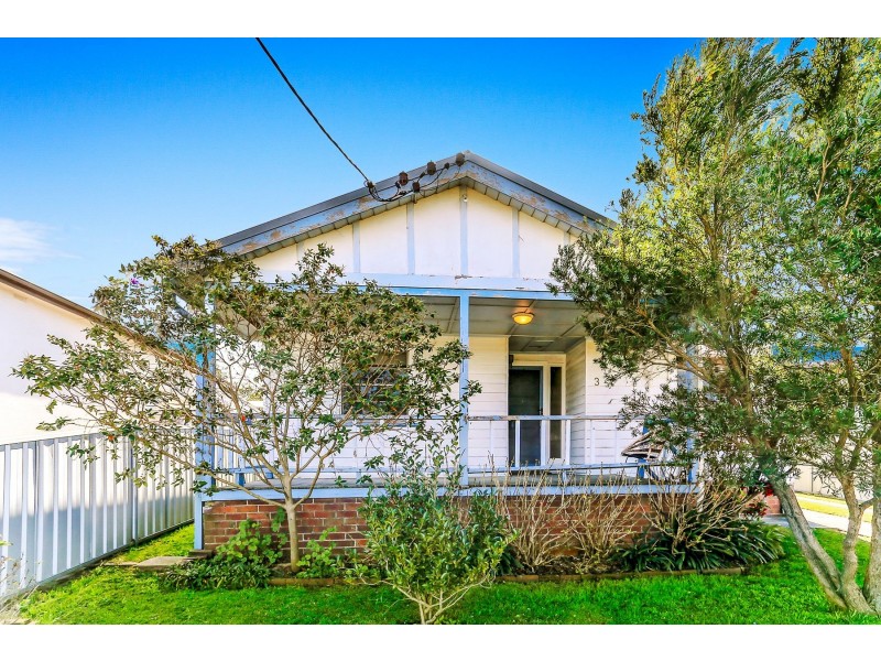 3 Russell Street, Telarah NSW 2320