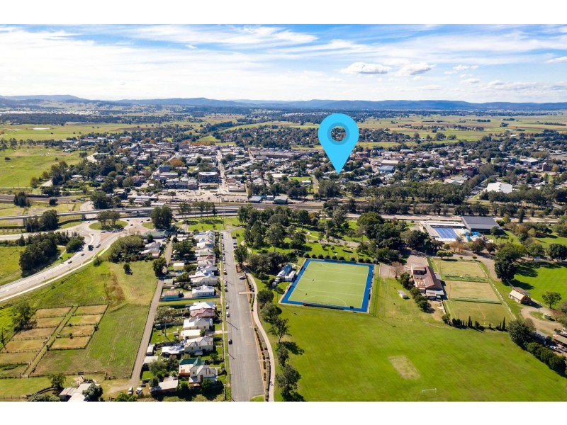 61 Charles Street, Maitland NSW 2320