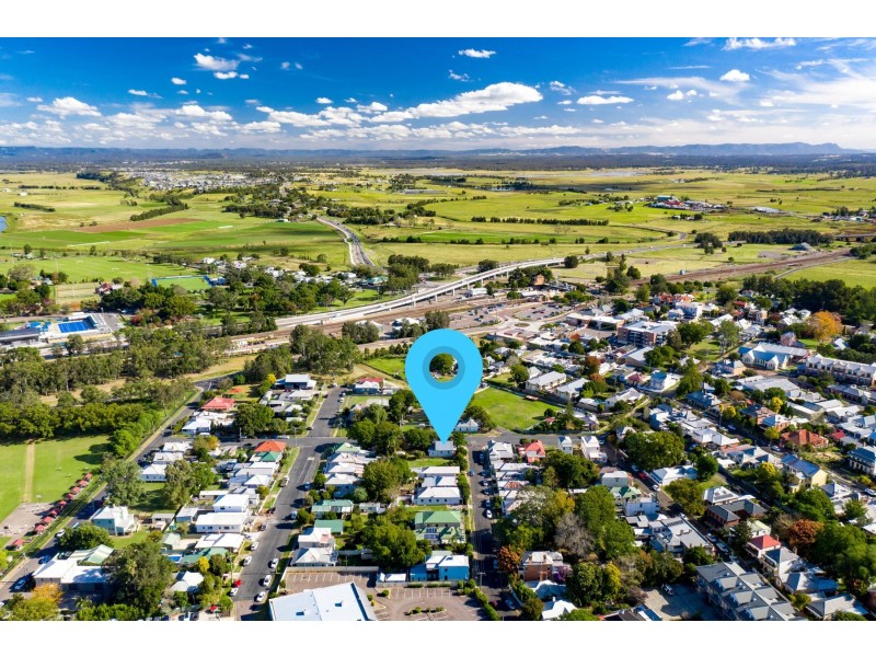 61 Charles Street, Maitland NSW 2320