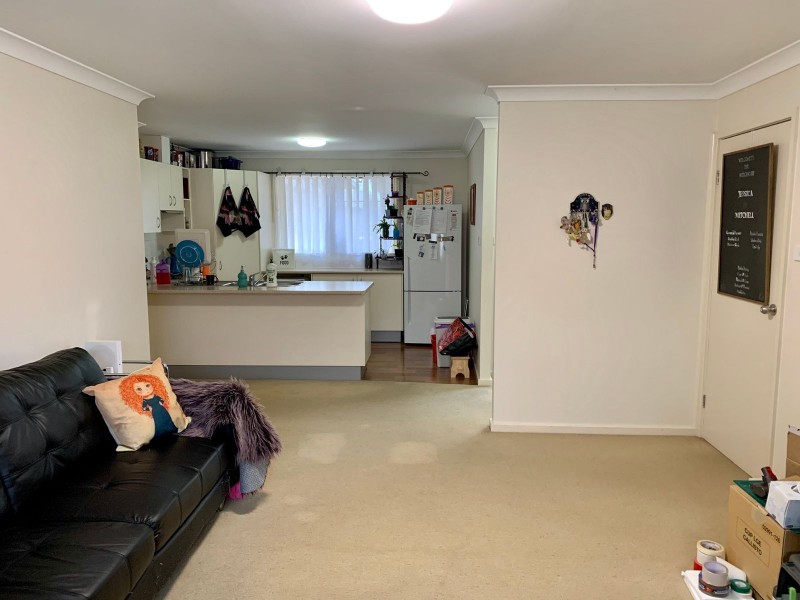 4/61 Gillies Street, Rutherford NSW 2320