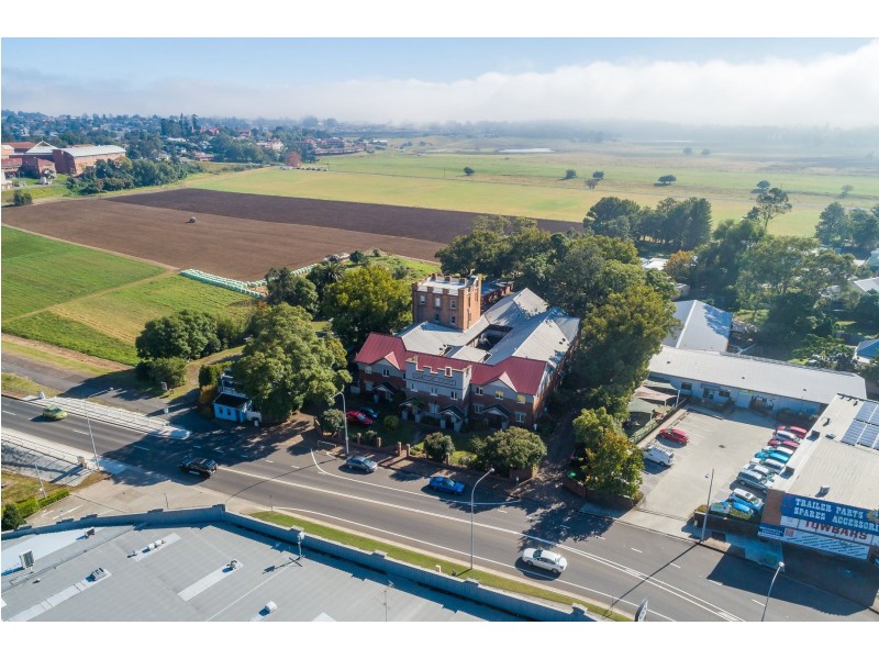 1/530. High Street, Maitland NSW 2320