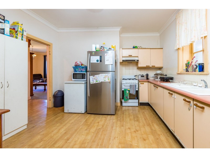 1/530. High Street, Maitland NSW 2320