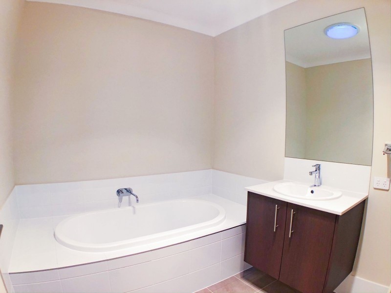 13 Lockwood Street, North Rothbury NSW 2335