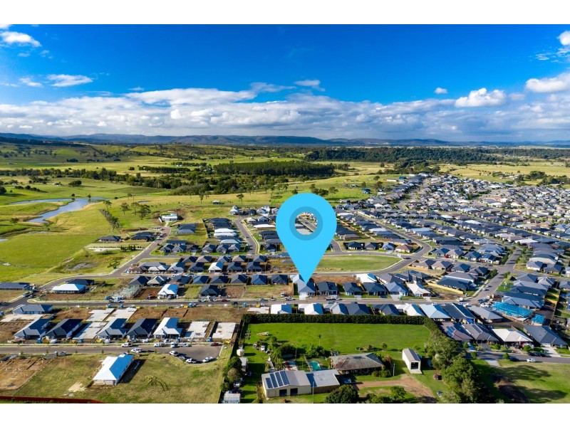 22 Friarbird Ridge, Aberglasslyn NSW 2320