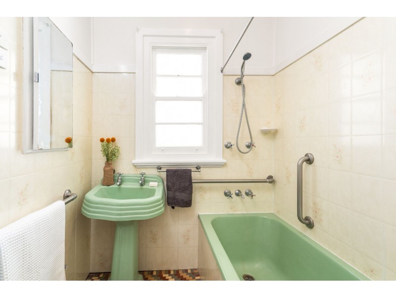 55 Brooks Street, Telarah NSW 2320