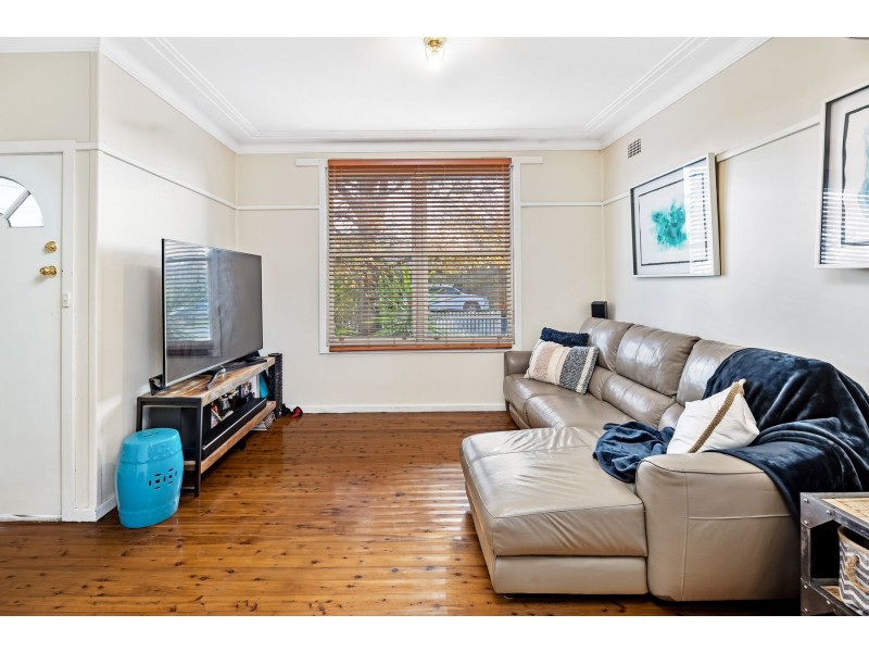 6 Hughes Street, East Maitland NSW 2323