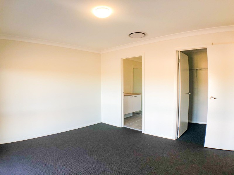 70 Redwood Drive, Gillieston Heights NSW 2321