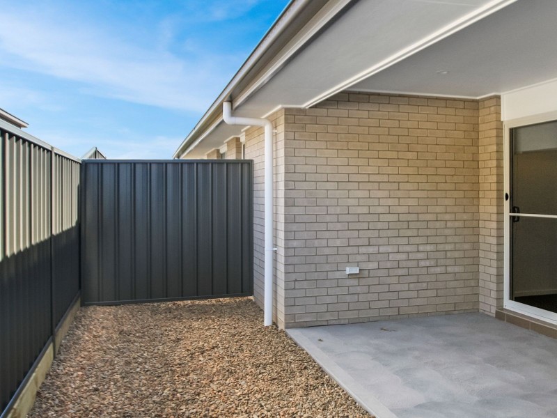 24A (2) Chestnut Avenue, Gillieston Heights NSW 2321