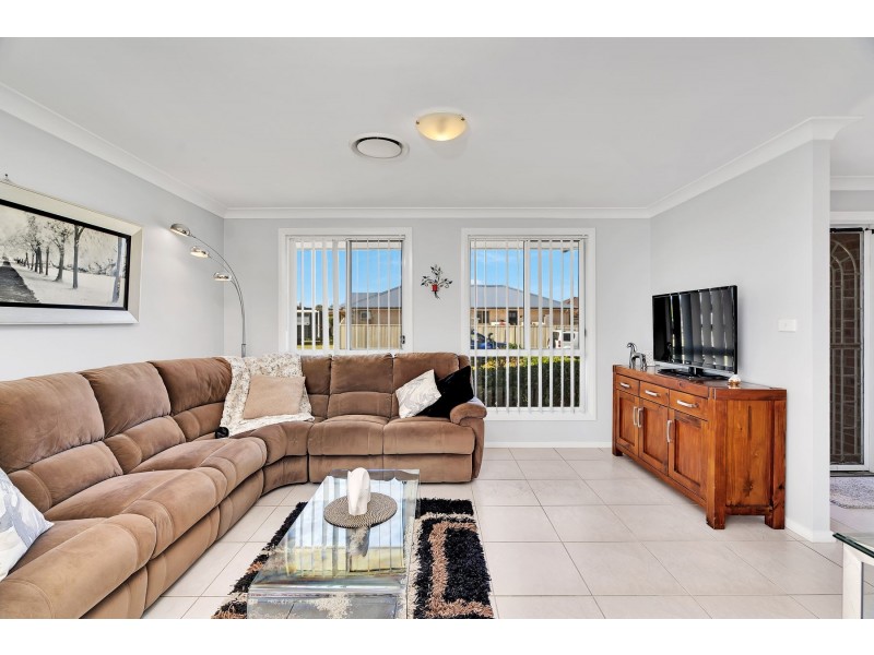 1 Strutt Crescent, Metford NSW 2323