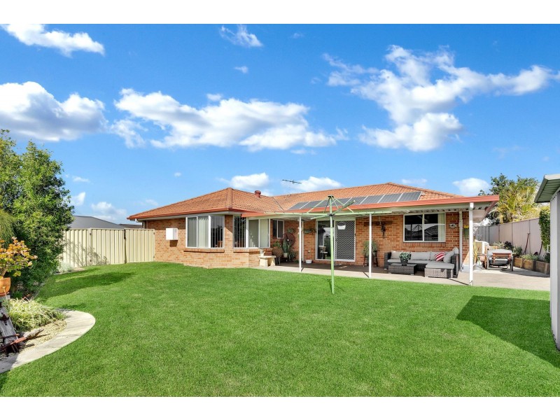 1 Strutt Crescent, Metford NSW 2323