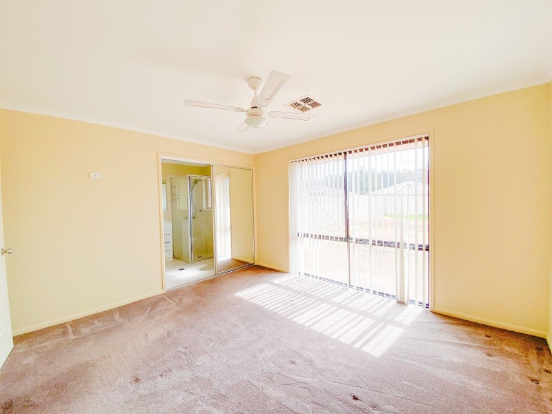 6 Centre Street, Greta NSW 2334