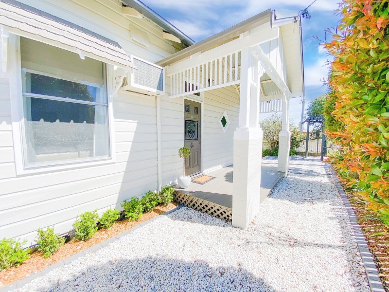 11 Brooks Street, Telarah NSW 2320