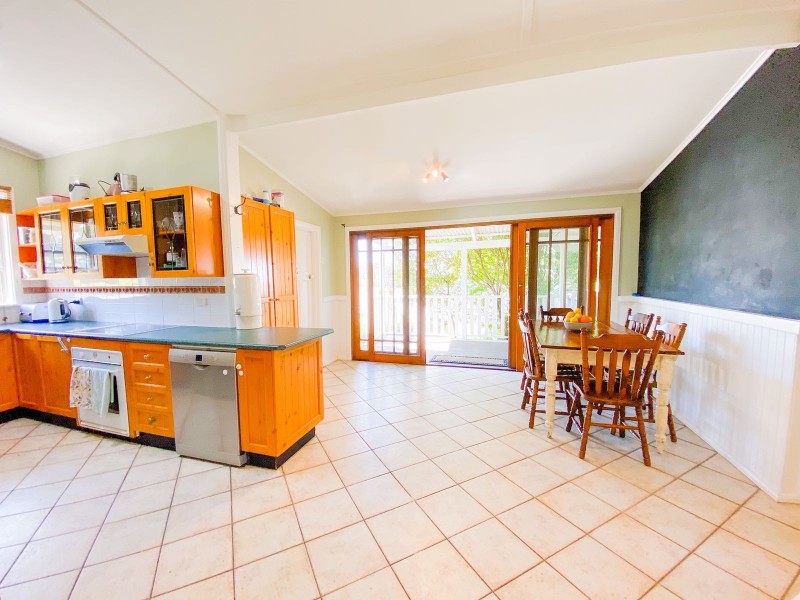 11 Brooks Street, Telarah NSW 2320