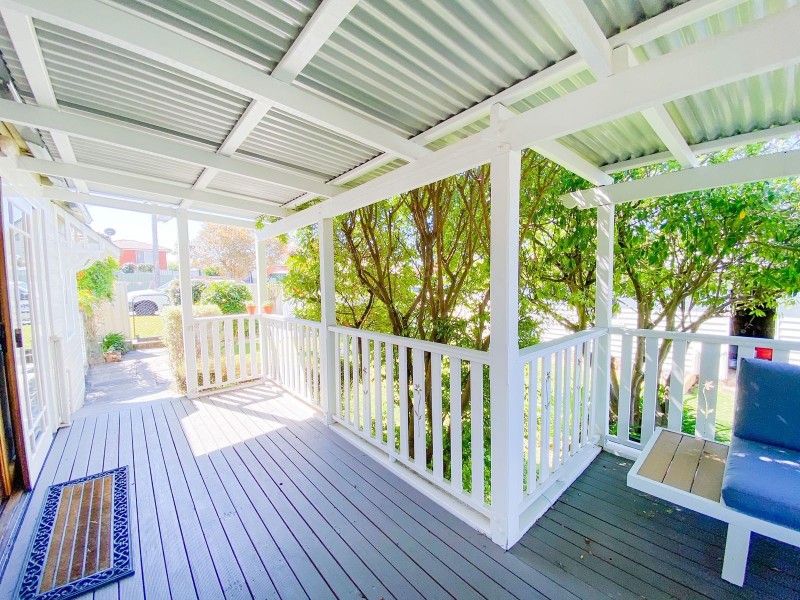 11 Brooks Street, Telarah NSW 2320