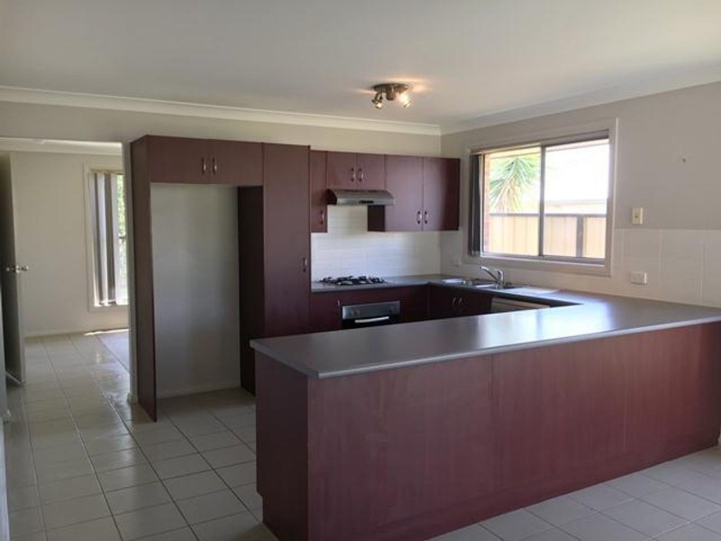 1/7 Carnarvon Circuit, Ashtonfield NSW 2323