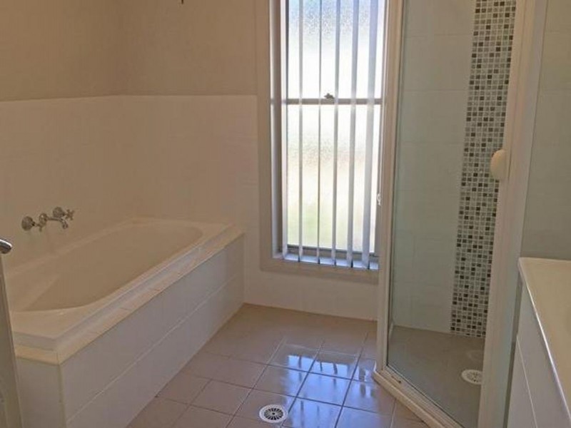 1/7 Carnarvon Circuit, Ashtonfield NSW 2323