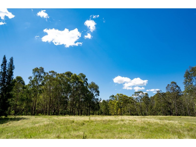 860 Old Maitland Road, Bishops Bridge NSW 2326