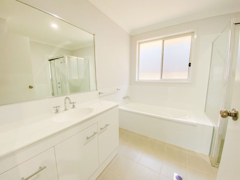 7 Martha Road, Edgeworth NSW 2285