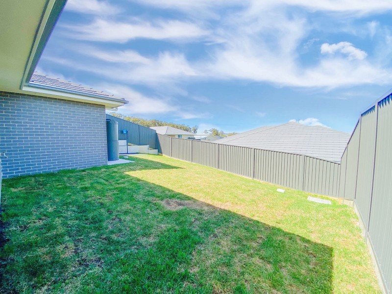 7 Martha Road, Edgeworth NSW 2285