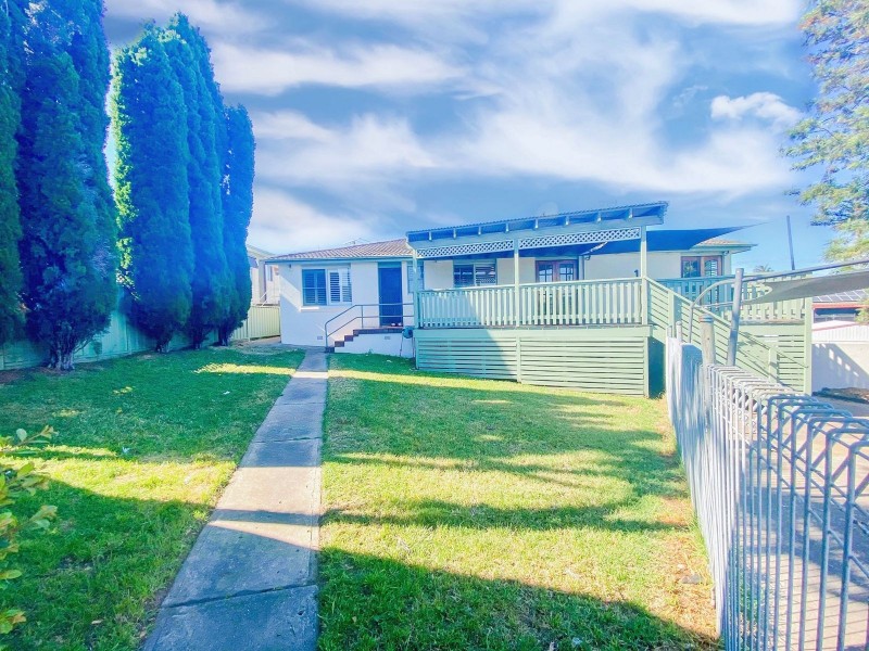 4 Hartigan Close, Rutherford NSW 2320