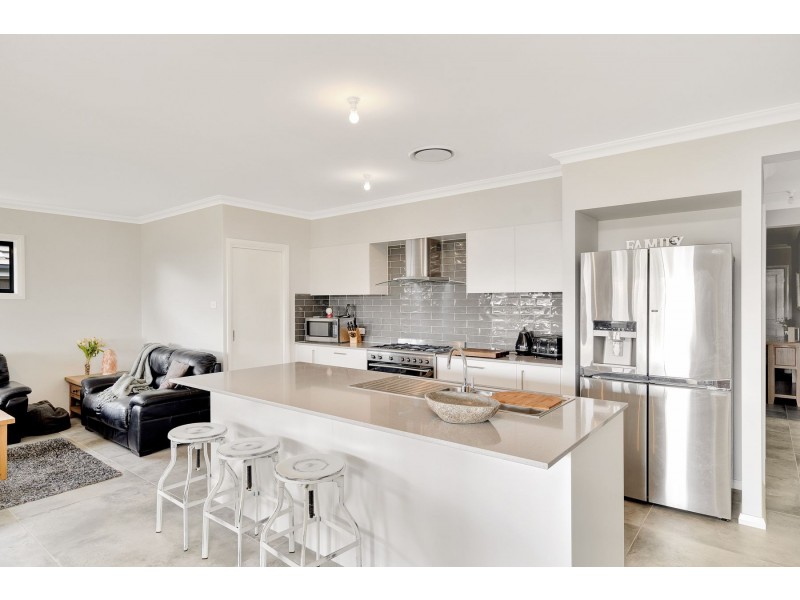 10 Grevillea Street, Cliftleigh NSW 2321